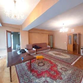 In Baku 110.0 m² apartment is for sale - Image 6