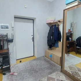 In Baku 90.0 m² apartment is for sale - Image 9