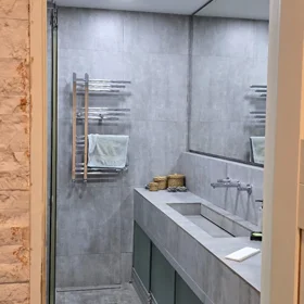 In Baku 150.0 m² apartment is for rent - Image 7