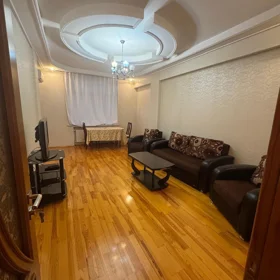 In Baku 80.0 m² apartment is for rent - Image 3