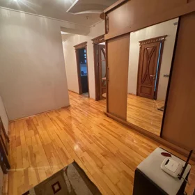 In Baku 80.0 m² apartment is for rent - Image 9
