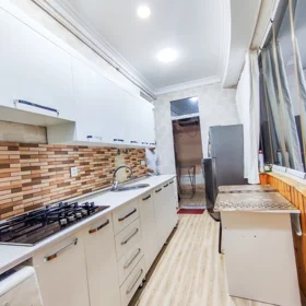 In Baku 65.0 m² apartment is for rent - Image 5