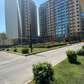 In Baku 267.0 m² apartment is for sale - Image 3