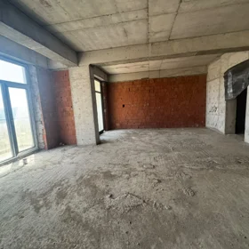In Baku 267.0 m² apartment is for sale - Image 7