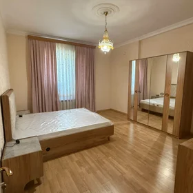 In Baku 160.0 m² apartment is for rent - Image 5