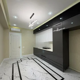 In Baku 130.0 m² apartment is for rent - Image 9
