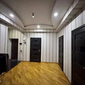 In Baku 100.0 m² apartment is for sale - Image 10