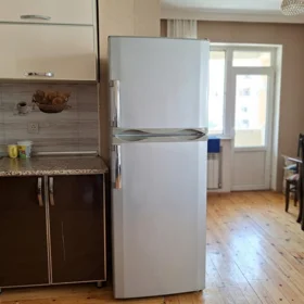 In Baku 110.0 m² apartment is for sale - Image 3