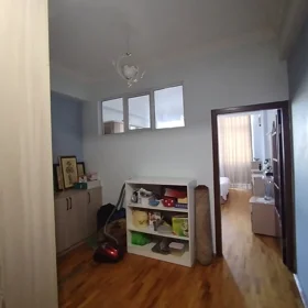 In Baku 102.0 m² apartment is for sale - Image 7