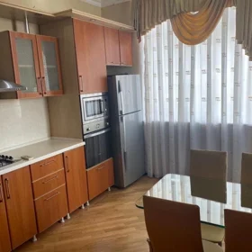 In Baku 157.0 m² apartment is for sale - Image 3