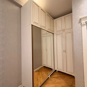 In Baku 87.0 m² apartment is for rent - Image 2