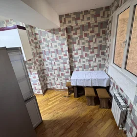 In Baku 70.0 m² apartment is for rent - Image 2