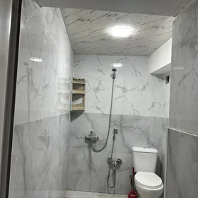 In Baku 70.0 m² apartment is for sale - Image 4