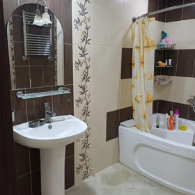 In Baku 120.0 m² apartment is for rent - Image 2