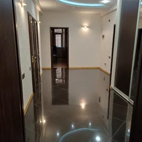 In Baku 120.0 m² apartment is for rent - Image 3