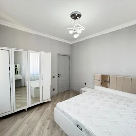 In Baku 90.0 m² apartment is for rent - Image 7
