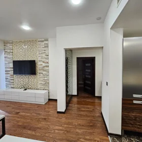 In Baku 90.0 m² apartment is for rent - Image 9