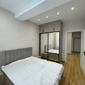 In Baku 110.0 m² apartment is for rent - Image 2