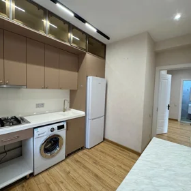 In Baku 110.0 m² apartment is for rent - Image 5