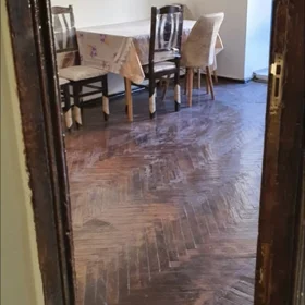 In Baku 70.0 m² apartment is for sale - Image 2