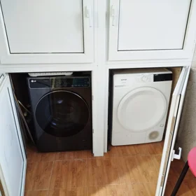 In Baku 115.0 m² apartment is for rent - Image 10