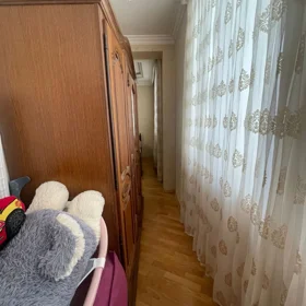 In Baku 125.0 m² apartment is for sale - Image 3
