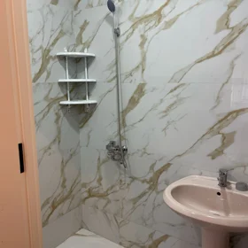 In Baku 127.0 m² apartment is for rent - Image 9