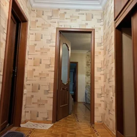 In Baku 102.0 m² apartment is for sale - Image 8