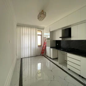 In Baku 156.0 m² apartment is for sale - Image 5