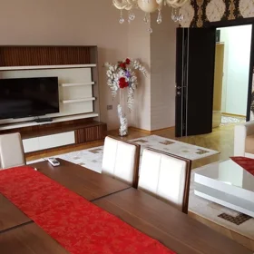 In Xətai rayonu 100.0 m² apartment is for rent - Image 3