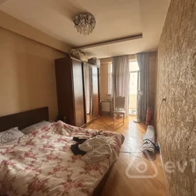 In Baku 110.0 m² apartment is for sale - Image 2