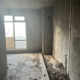 In Baku 148.0 m² apartment is for sale - Image 3