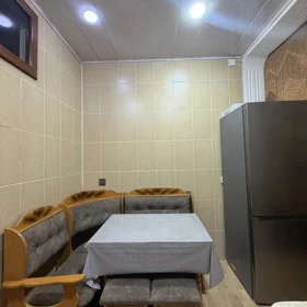 In Baku 75.0 m² apartment is for rent - Image 2