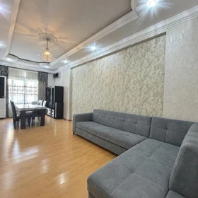 In Baku 75.0 m² apartment is for rent - Image 3