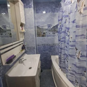 In Baku 75.0 m² apartment is for sale - Image 8