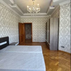 In Baku 160.0 m² apartment is for rent - Image 6