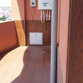 In Khirdalan 70.0 m² apartment is for rent - Image 2