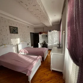 In Baku 130.0 m² apartment is for rent - Image 8