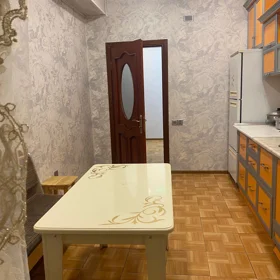 In Baku 90.0 m² apartment is for sale - Image 3