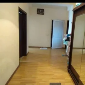 In Baku 90.0 m² apartment is for sale - Image 5