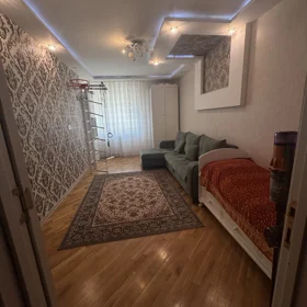 In Baku 130.0 m² apartment is for sale - Image 2