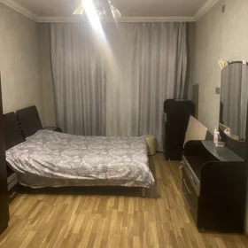In Baku 90.0 m² apartment is for sale - Image 2