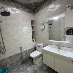 In Khirdalan 76.0 m² apartment is for sale - Image 6