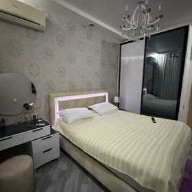 In Khirdalan 76.0 m² apartment is for sale - Image 8