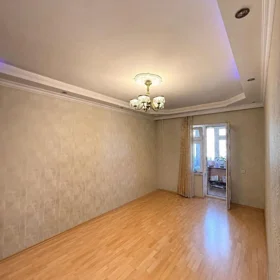 In Baku 90.0 m² apartment is for sale - Image 4