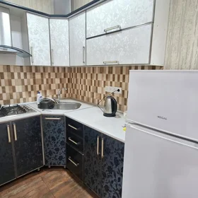 In Baku 65.0 m² apartment is for rent - Image 2