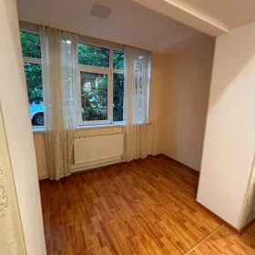 In Baku 60.0 m² apartment is for sale - Image 3
