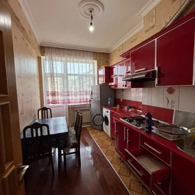 In Baku 70.0 m² apartment is for rent - Image 2