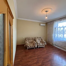 In Baku 70.0 m² apartment is for rent - Image 4