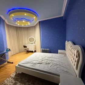 In Baku 125.0 m² apartment is for sale - Image 4